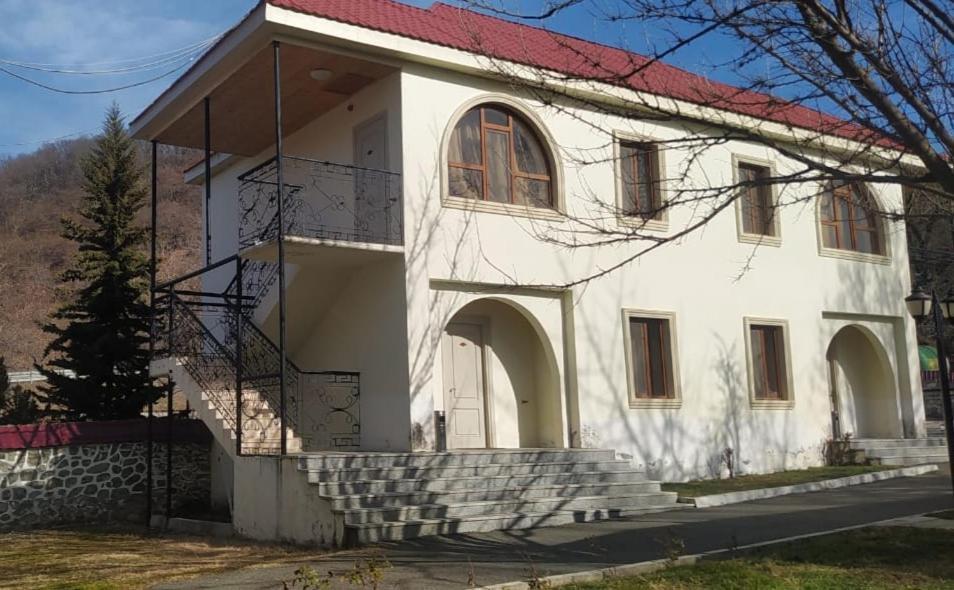 Gabala Yeddi Gozel Hotel エクステリア 写真