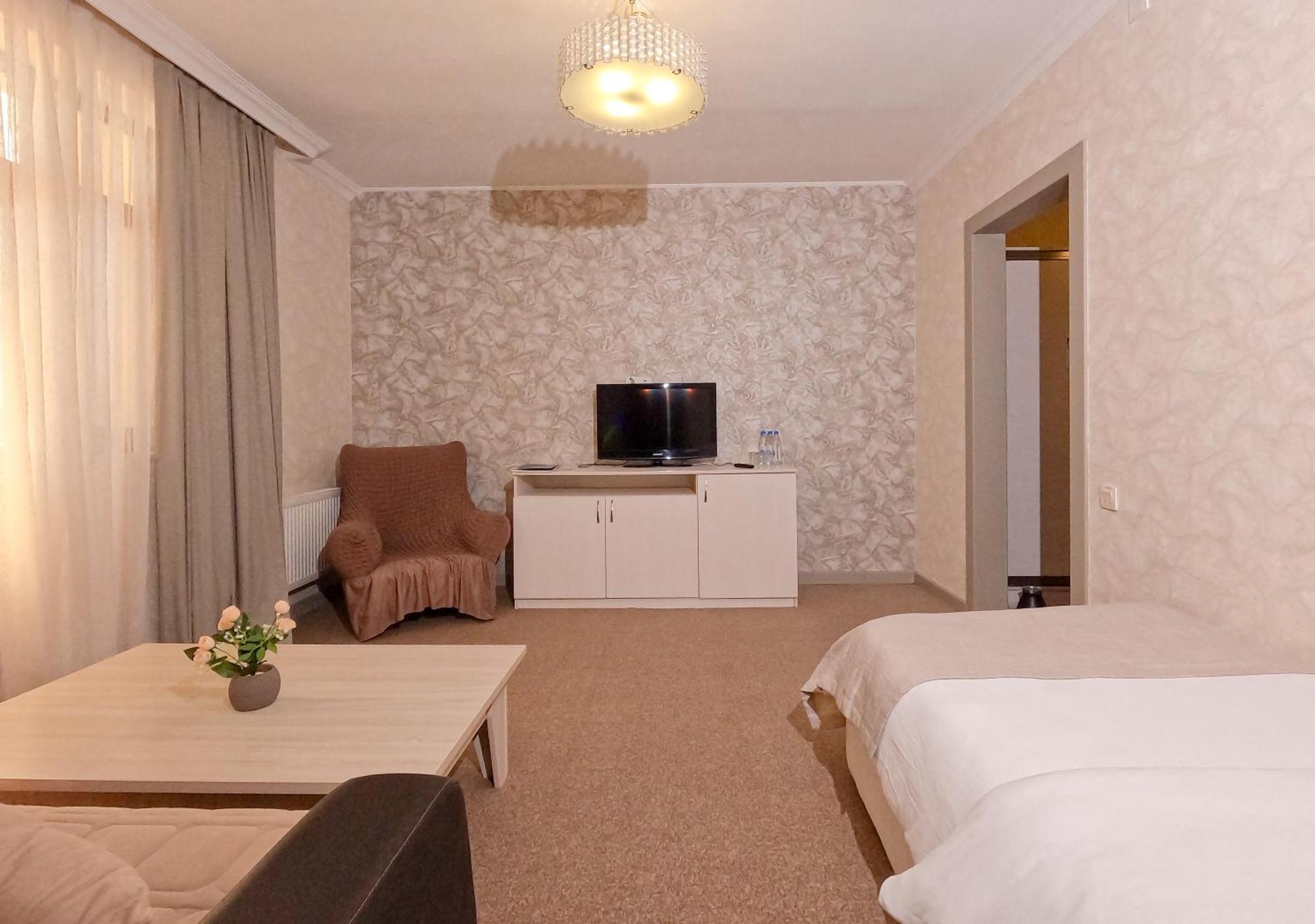 Gabala Yeddi Gozel Hotel エクステリア 写真