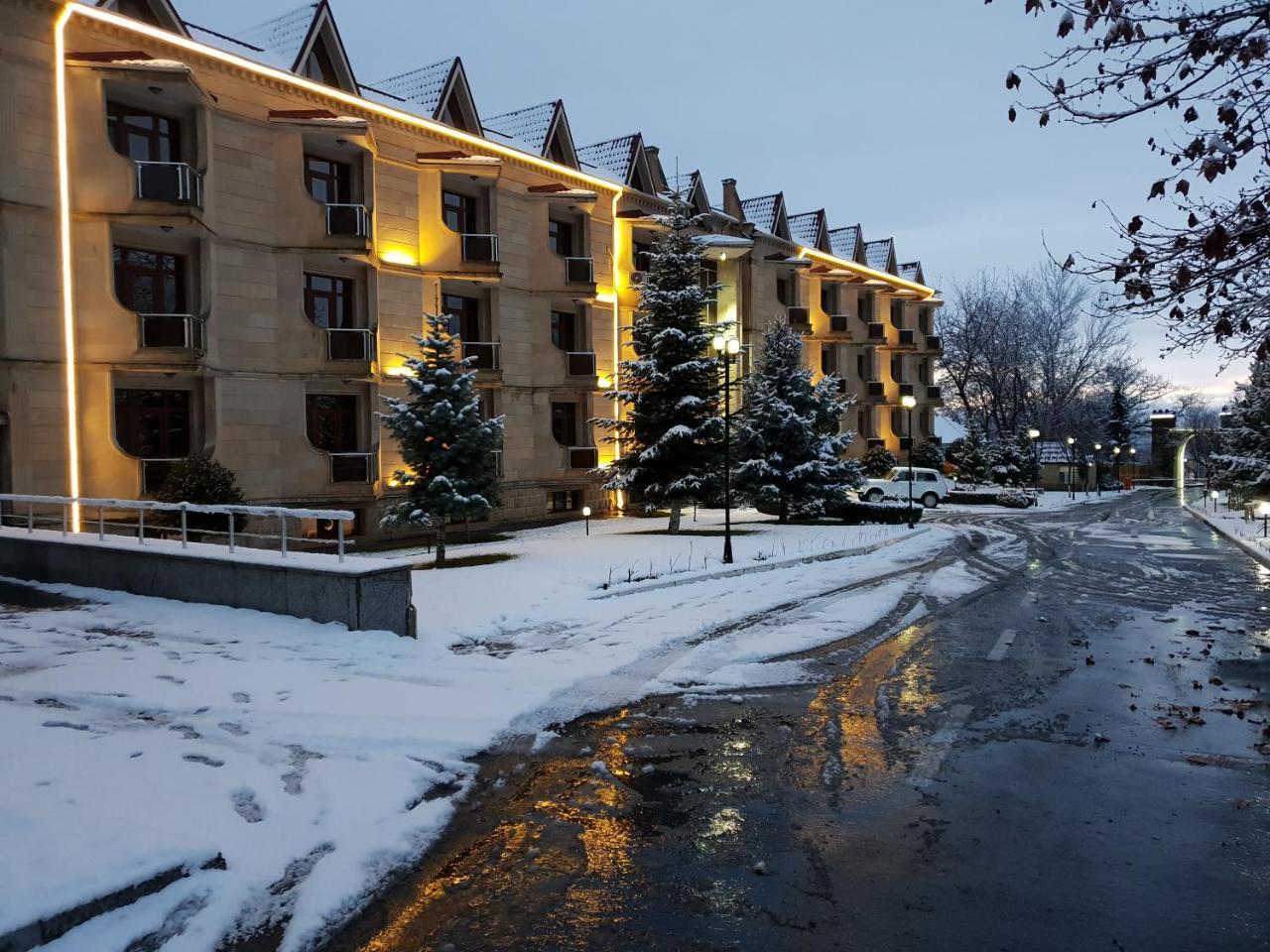 Gabala Yeddi Gozel Hotel エクステリア 写真