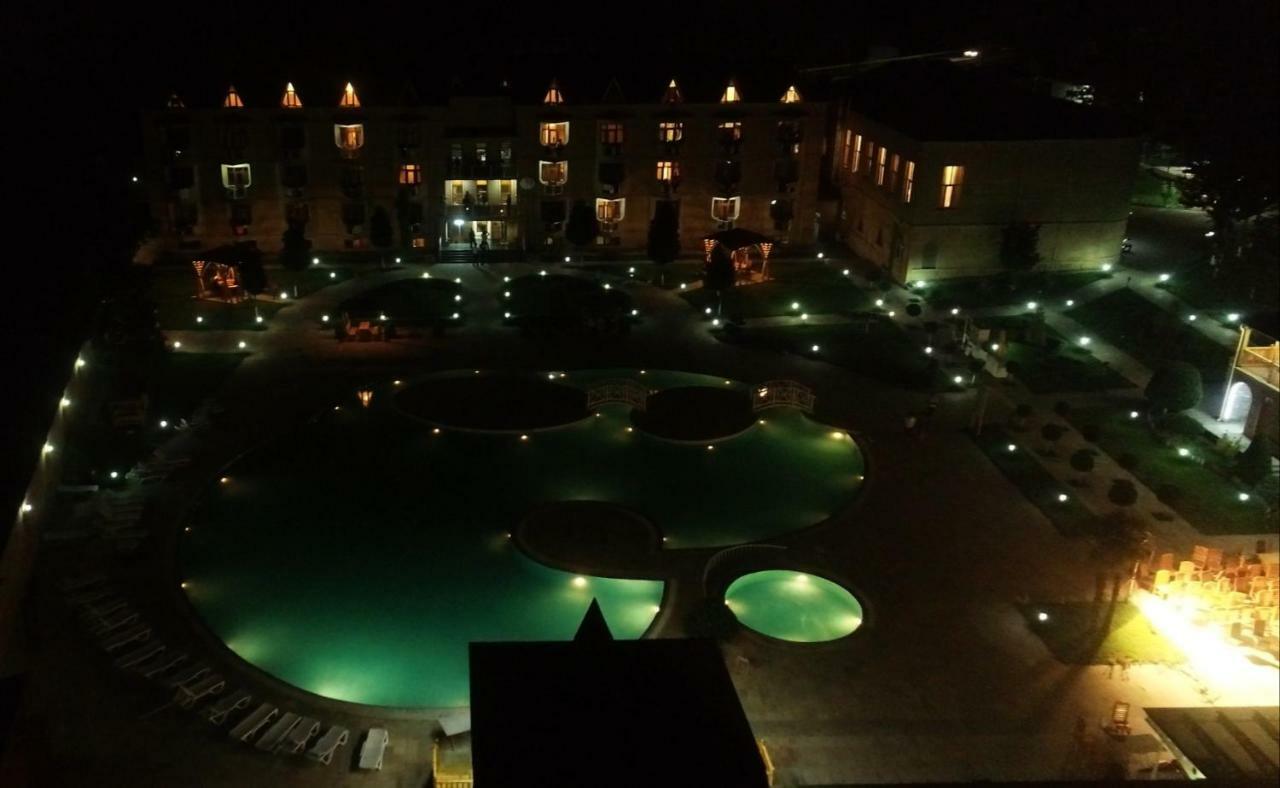 Gabala Yeddi Gozel Hotel エクステリア 写真